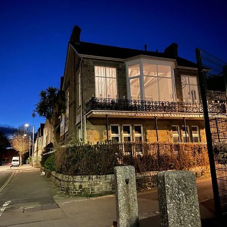 The Old Club Bed and Breakfast Penzance Eksteriør billede