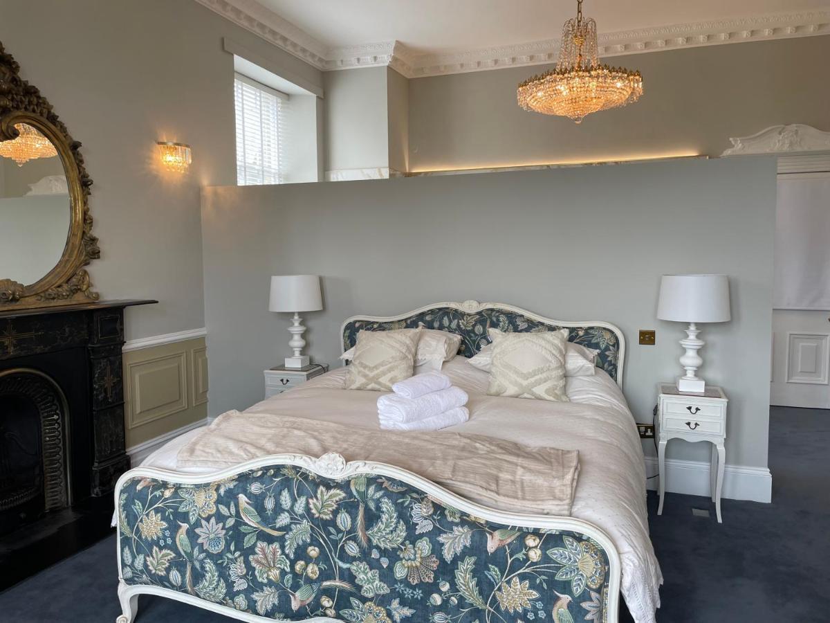 The Old Club Bed and Breakfast Penzance Eksteriør billede