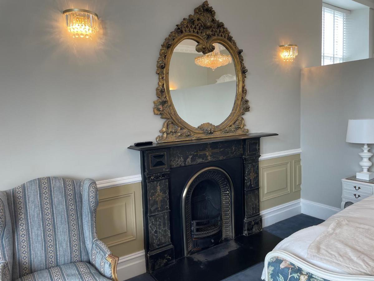 The Old Club Bed and Breakfast Penzance Eksteriør billede